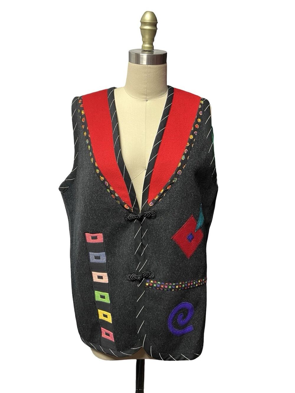 Vintage 80s Lynn Murray Gray Wool Wearable Art To Wear Appliques Vest Size L
